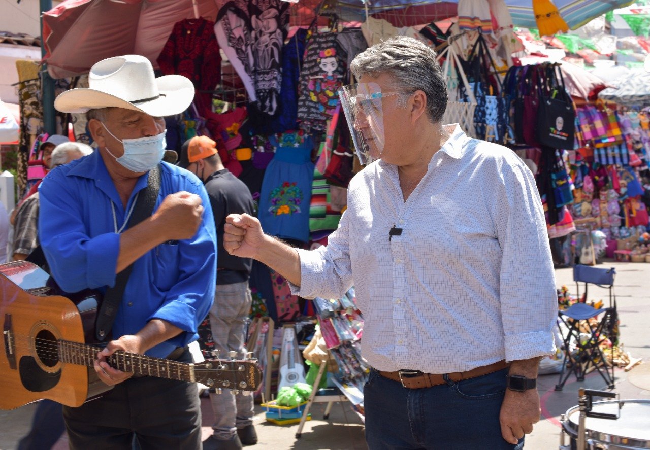 Llegan Apoyos a Músicos y Meseros de la Plaza Santa Cecilia: Ruiz Uribe