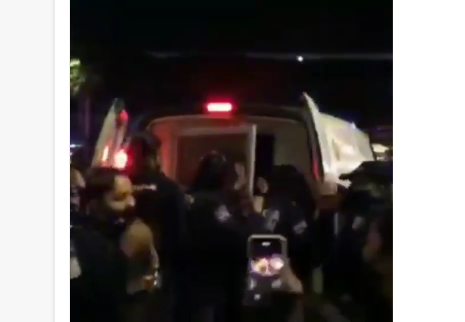 Policías detienen con violencia a feministras tras finalizar marcha por el #28S
