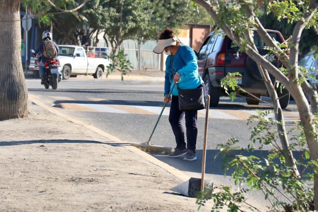 Ayuntamiento y ciudadanos de Tijuana retiran 10 toneladas de basura