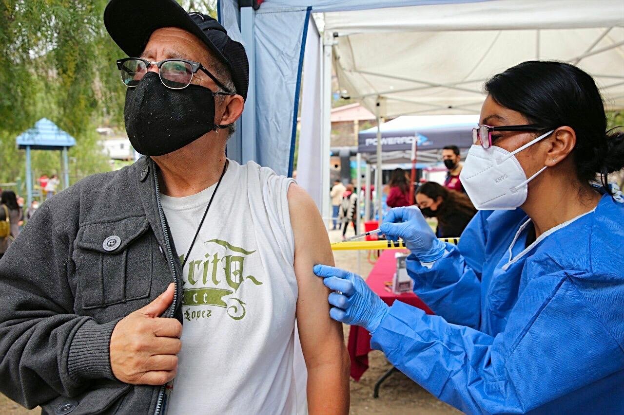 Inicia vacunación anticovid en Tijuana