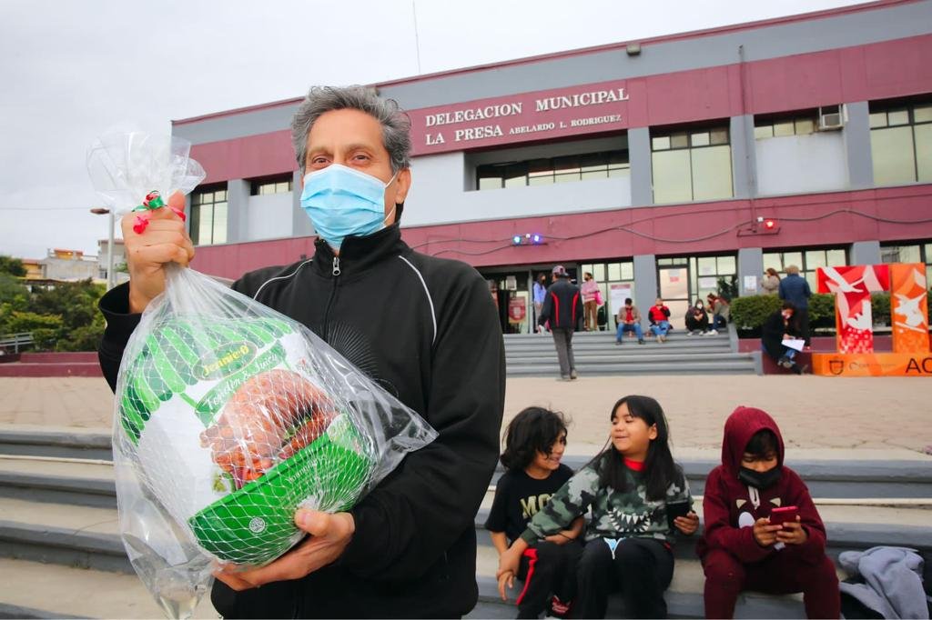 Familias tijuanenses disfrutaron de sus cenas navideñas