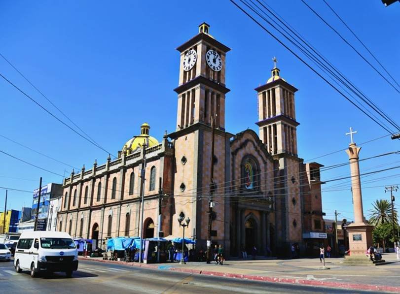 Inició con un pequeño despacho, hoy construirá la Nueva Catedral de Tijuana