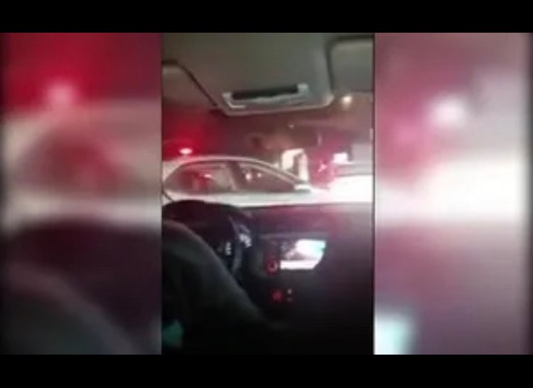 Mujer huye de accidente en Santa Fe