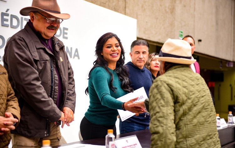 BUSCA ALCALDESA DEJAR LA VARA MUY ALTA PARA TIJUANA