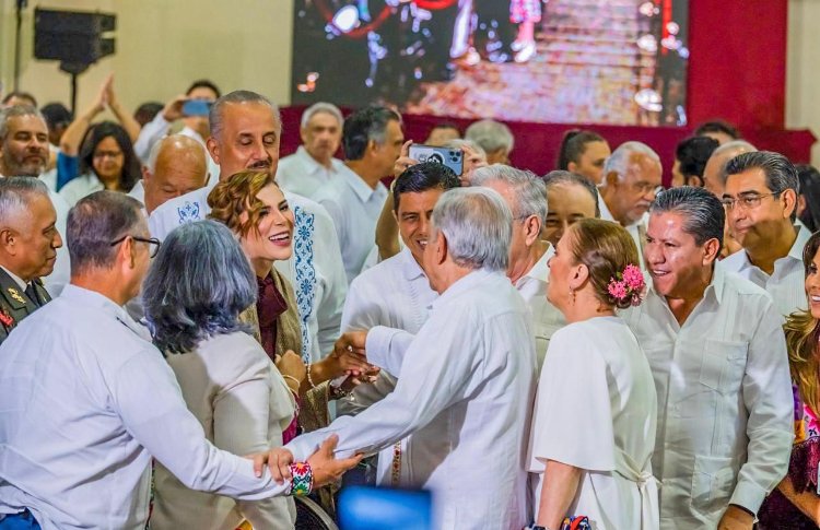 ACOMPAÑA MARINA DEL PILAR AL PRESIDENTE ANDRÉS MANUEL LÓPEZ OBRADOR EN EL QUINTO INFORME DE GOBIERNO