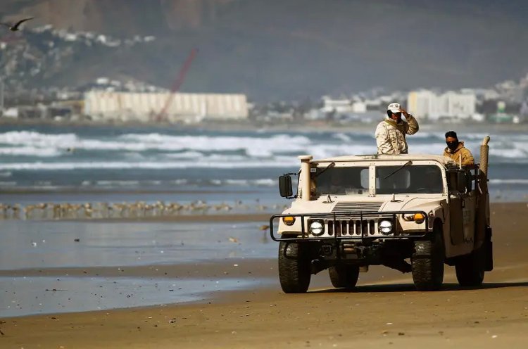 Encuentran cuerpo de sexto militar desaparecido en playas de Ensenada