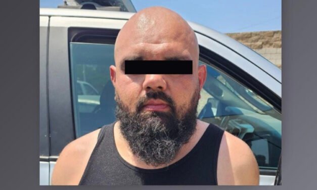 TRAS DISPAROS EN UN DOMICILIO LA POLICÍA MUNICIPAL CAPTURA A CUATRO SUJETOS ARMADOS