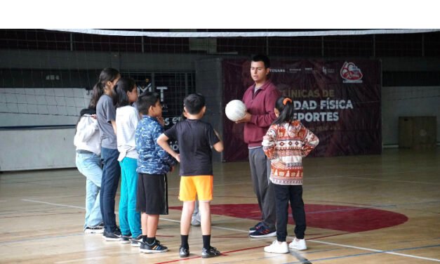REALIZARON TERCERA CLÍNICA DE ACTIVIDAD FÍSICA Y DEPORTES DE IMDET