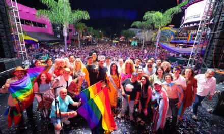 MARCHAN Y ACUDEN MAS DE 45 MIL AL CONCIERTO DE INCLUSIÓN CON PAULINA RUBIO POR EL ORGULLO LGBTTTQA+