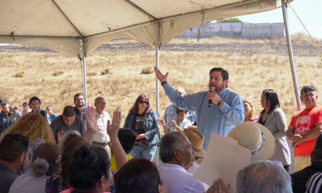 Trabajaremos para atender las necesidades de todas las colonias: Burgueño