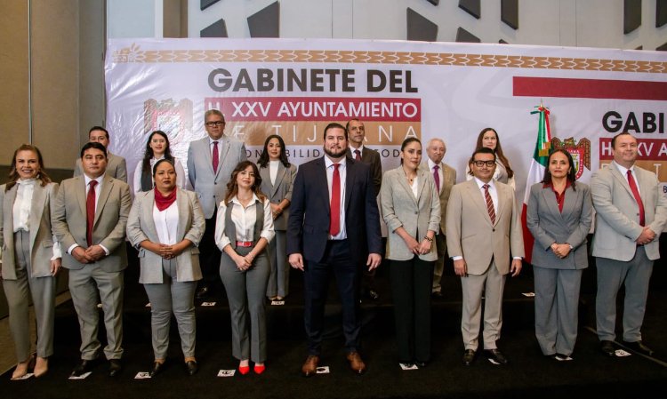 Presenta Ismael Burgueño Ruiz al Gabinete del XXV Ayuntamiento de Tijuana