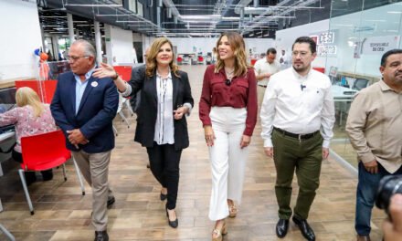 INAUGURAN MARINA DEL PILAR Y DIRECTOR DE INFONAVIT OFICINAS DE ATENCIÓN EN TIJUANA