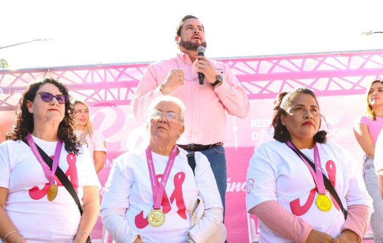 REALIZAN JORNADA ROSA EN EL DÍA INTERNACIONAL DE LA LUCHA CONTRA EL CÁNCER DE MAMA