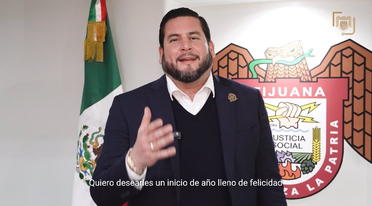 DESEA ALCALDE ISMAEL BURGUEÑO RUIZ UN 2025 DE FELICIDAD Y PROSPERIDAD A LAS FAMILIAS TIJUANENSES