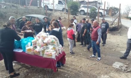 ATIENDE PRESIDENTE MUNICIPAL A CIUDADANOS AFECTADOS POR EL INCENDIO EN CUMBRES DEL RUBÍ