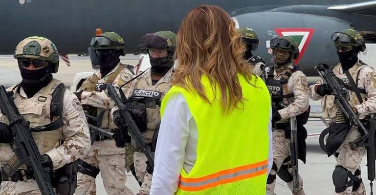 Reconoce gobernadora colaboración con Sedena y Guardia Nacional para decomiso de 49 kilos de estupefacientes en Tecate