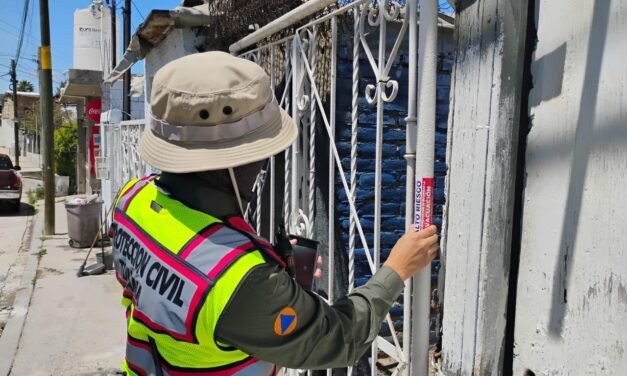 Notifica Protección Civil a 19 viviendas de la colonia Sánchez Taboada por inestabilidad de talud
