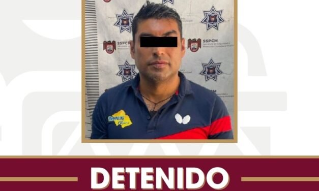 Auxilia Policía Municipal de Tijuana a mujer en la vía pública y arresta a su agresor