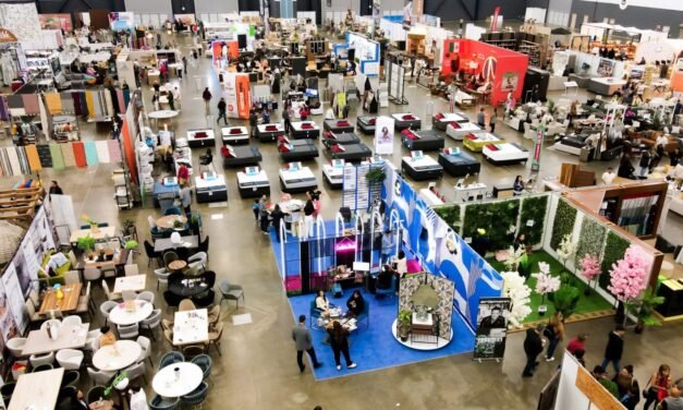 MÁS DE 8,000 VISITANTES LISTOS PARA DESCUBRIR LO MEJOR EN MUEBLES Y ARTESANÍAS EN ROSARITO