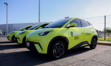 BC  SIENTA LAS BASES DE ELECTROMOVILIDAD CON PRIMEROS TAXIS ELÉCTRICOS