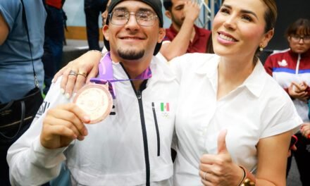 RECONOCE GOBERNADORA MARINA DEL PILAR EXCELENCIA DEPORTIVA DE MEDALLISTAS DE BC EN OLIMPIADA NACIONAL Y PANAMERICANOS JUNIOR