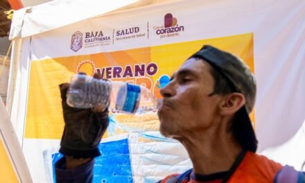 SE MANTIENE EN OPERACIÓN EL PUNTO MASIVO DE HIDRATACIÓN PARA POBLACIÓN VULNERABLE