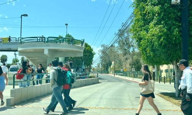 Coordinan acciones para garantizar transporte seguro a estudiantes de Tecate que estudian en Tijuana