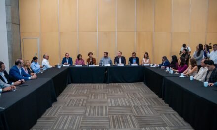 Participa Tijuana en la presentación de la alianza estratégica entre Correos de México y Mexicana de Aviación con el empresariado local
