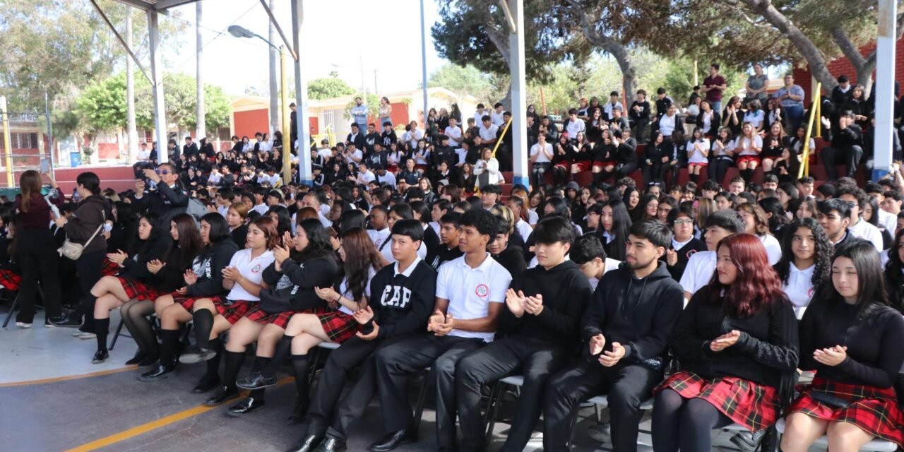 Suscribe Síndica Procuradora convenio con la Preparatoria Municipal Manuel Gómez Morin para el impulso de la convocatoria de Comisario Social Juvenil