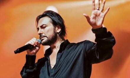 La acústica de Beto Cuevas en Tijuana