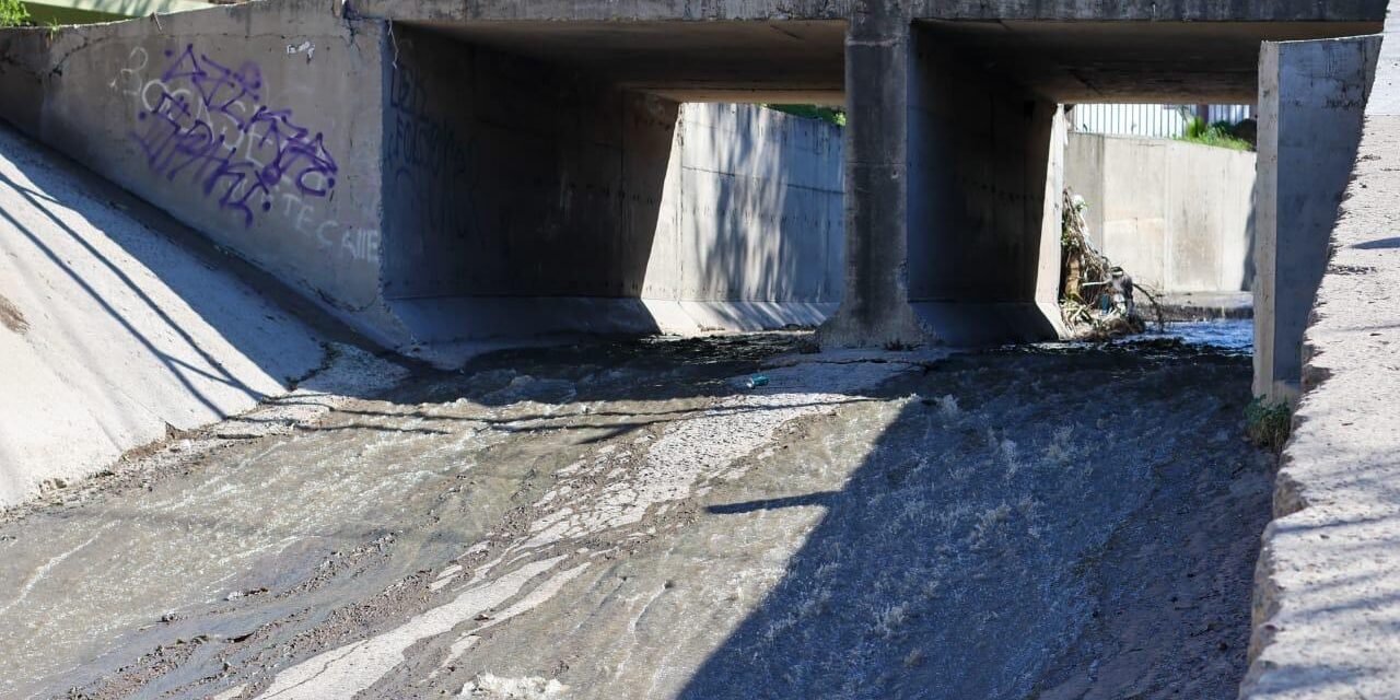 Da Gobierno Municipal de Tijuana mantenimiento permanente a los 32 tanques desarenadores de la ciudad