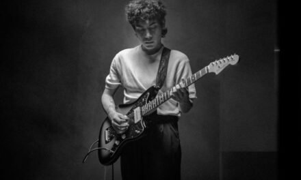 Ed Maverick hace sold out en Tijuana