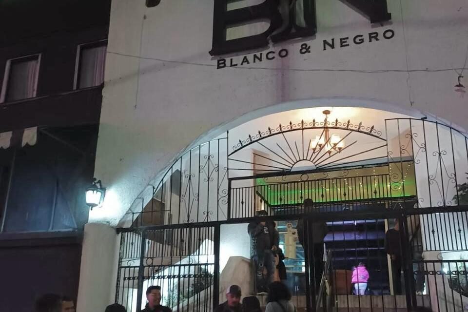 Clausura Gobierno de Tijuana un bar por no cumplir con las medidas de seguridad necesarias para su operació