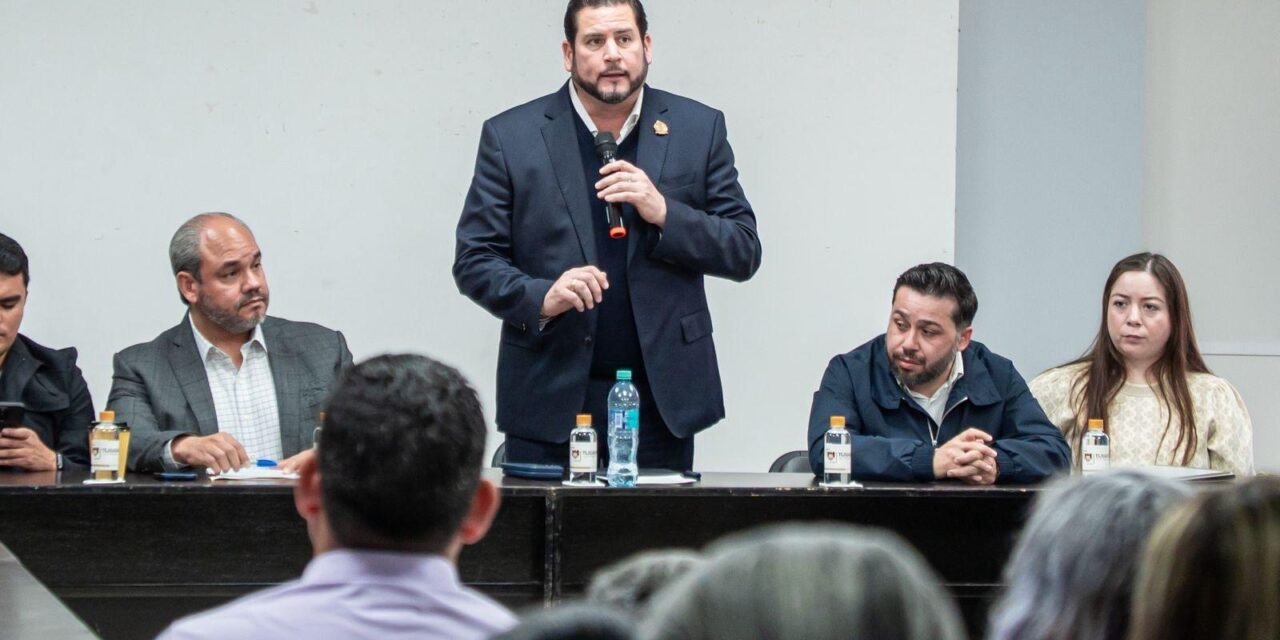 Atiende Ismael Burgueño a representantes de agrupaciones de policías municipales