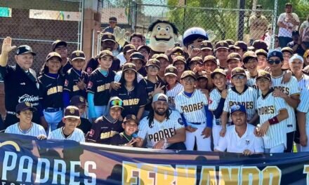 Fernando Tatis Jr. y los Padres de San Diego inauguran campo de beisbol en Tijuana