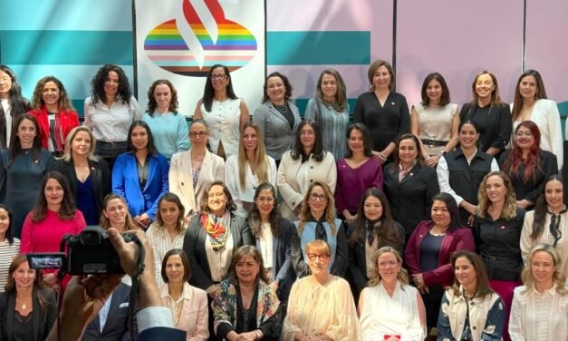SELECCIONAN A DIRECTORA GENERAL DE CEJUM ENTRE LAS 50 MUJERES DESTACADAS DEL PROGRAMA SANTANDER W50