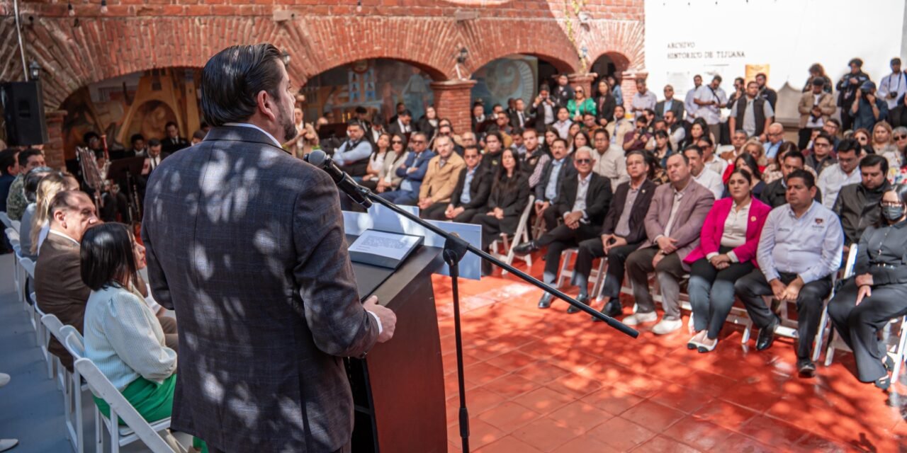 Encabeza Ismael Burgueño acto cívico por el LXXII Aniversario de la creación del Primer Ayuntamiento de Tijuana