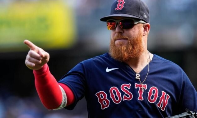 JUSTIN TURNER ES UN TORO DE TIJUANA