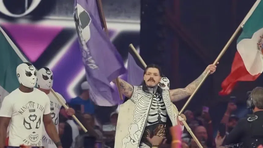 Dominik Mysterio lleva el Megacampeonato de AAA: momento histórico para WWE