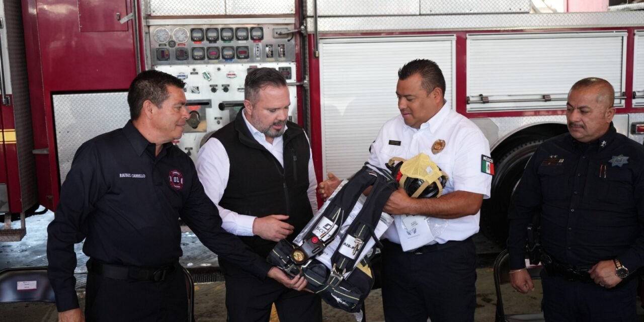 Destinan más de 53 millones de pesos para fortalecer a Bomberos de Tijuana