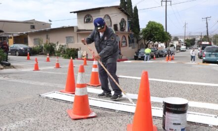 Atiende Sindicatura Procuradora del XXV Ayuntamiento de Tijuana solicitud de material de seguridad vial a Escuela Primaria Licenciado Gustavo Díaz Ordaz