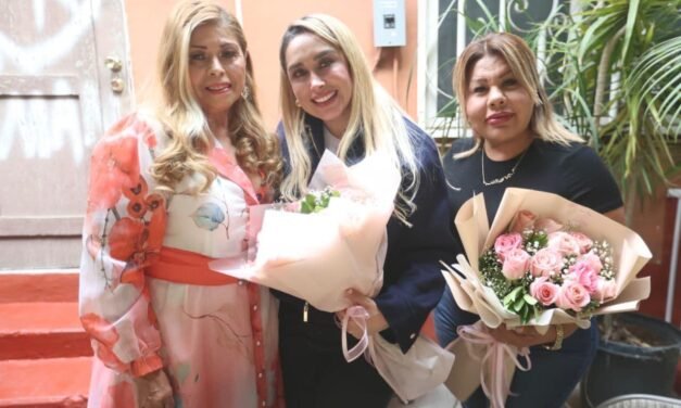 Celebra síndica procuradora Teresita Balderas el Día de las Madres en el Ejido Francisco Villa