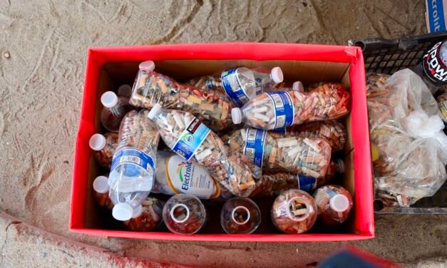 SE RETIRAN 22 mil COLILLAS DE CIGARRO DE PLAYA CONALEP