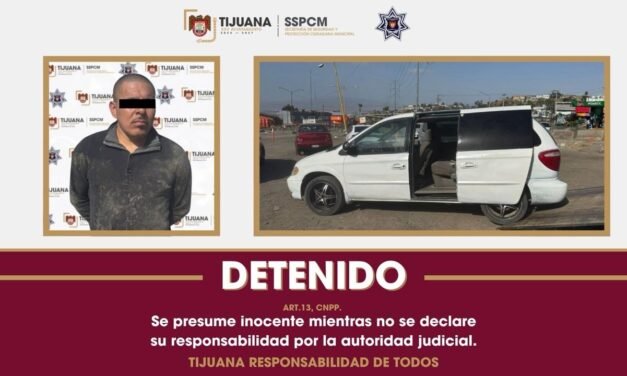 Asegura Policía Municipal a conductor por atropellar a oficial en intento de huida