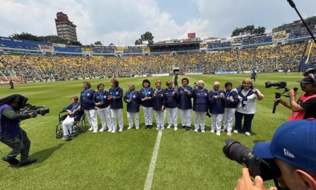 BBVA México y la Liga BBVA MX Femenil reconocen a las futbolistas de la Selección Femenil 1971