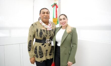 Se reúne síndica procuradora con directora del Centro Comunitario LGBTQ+ ‘La Casita UT’ Susana Barrales