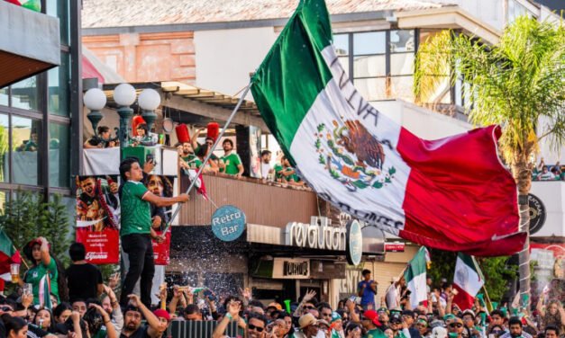 Miles de bajacalifornianos se reúnen en el Baja Fut Fest