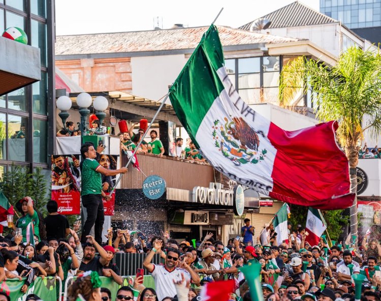 Miles de bajacalifornianos se reúnen en el Baja Fut Fest