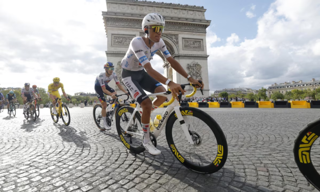 Isaac del Toro hace historia al terminar como 3 lugar en el Tour de Francia