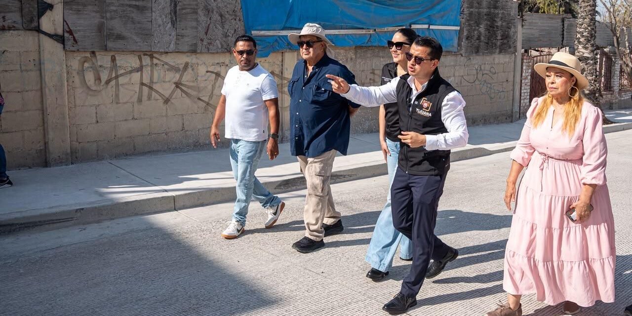Supervisa alcalde Abdiel Gutiérrez obra de pavimentación en el Ejido Francisco Villa